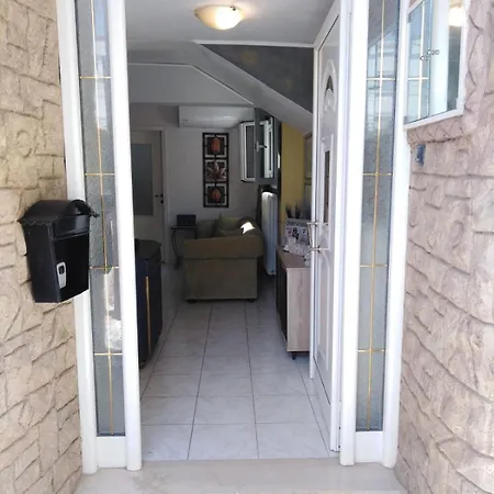 Enjoy Hospitallity At Fully Equipped With Free Parking- Near The Ancient Olympia *