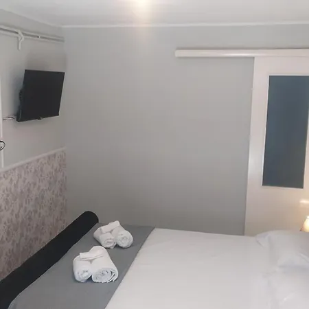 Enjoy Hospitallity At Fully Equipped With Free Parking- Near The Ancient Olympia Appartement *