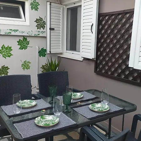 Enjoy Hospitallity At Fully Equipped With Free Parking- Near The Ancient Olympia *