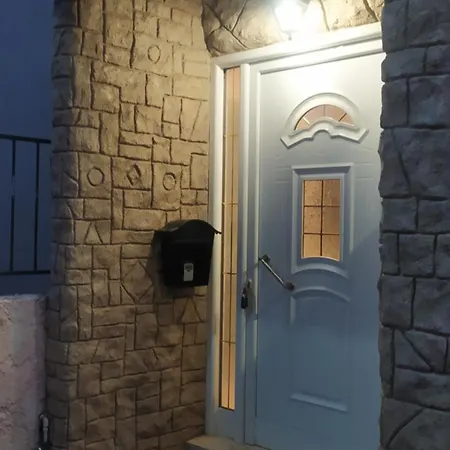 Enjoy Hospitallity At Fully Equipped With Free Parking- Near The Ancient Olympia Appartement *