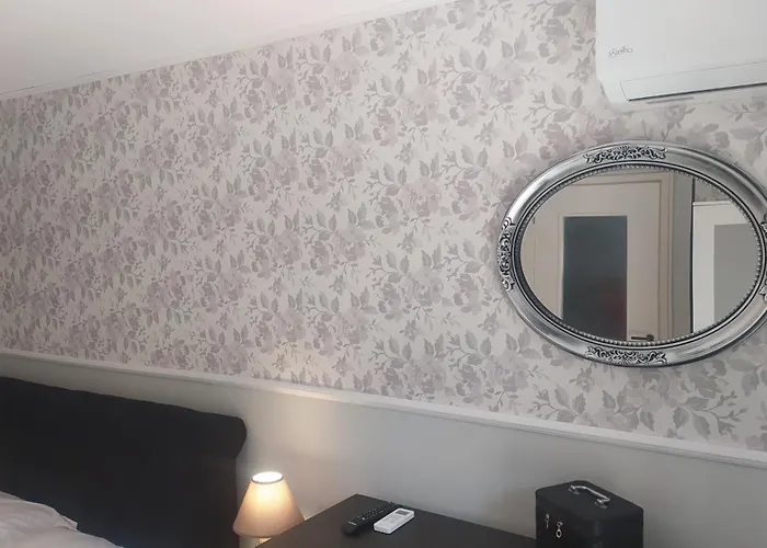 Enjoy Hospitallity At Fully Equipped With Free Parking- Near The Ancient Olympia