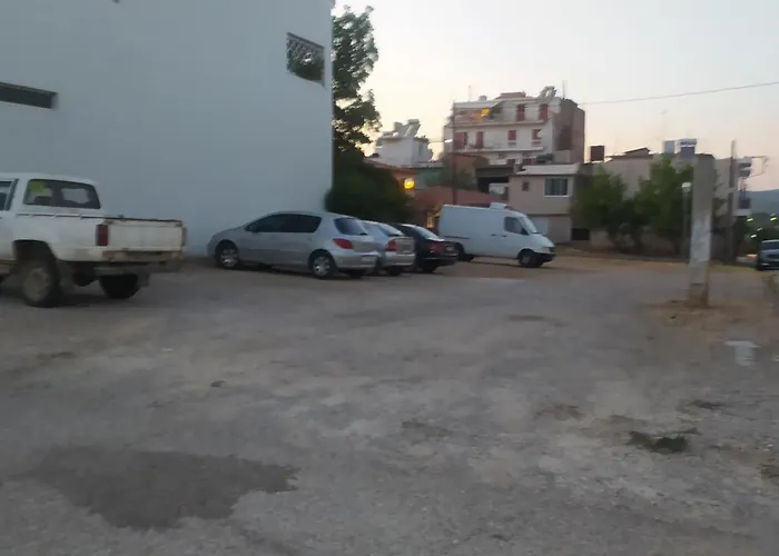 Enjoy Hospitallity At Fully Equipped With Free Parking- Near The Ancient Olympia Апартаменты *